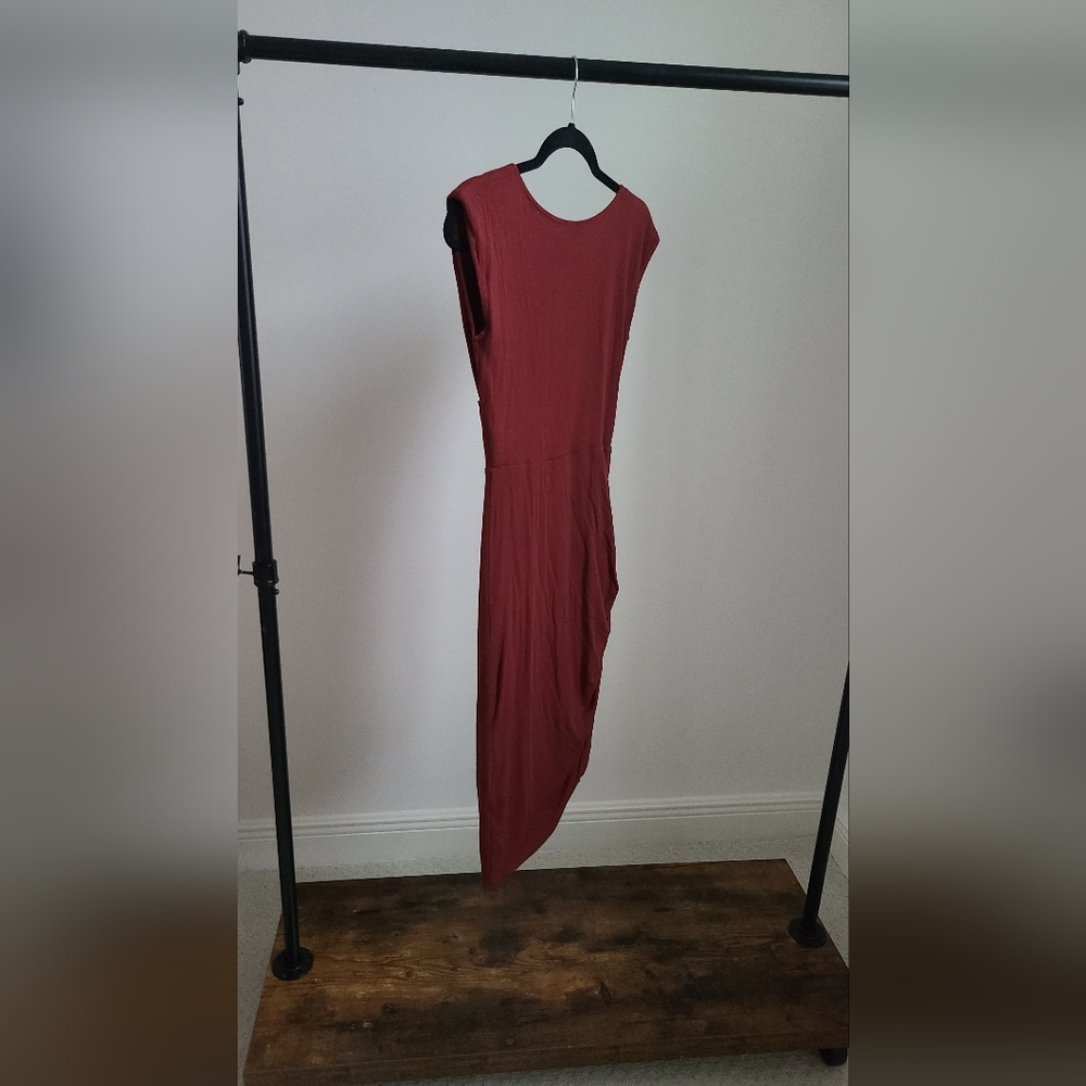 Prana Shayla Faux Wrap Ruched‎ Side Dress in Raisin Size XS - Picture 3 of 7